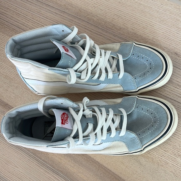 Vans mid rise Skateboard Shoes - Picture 1 of 7